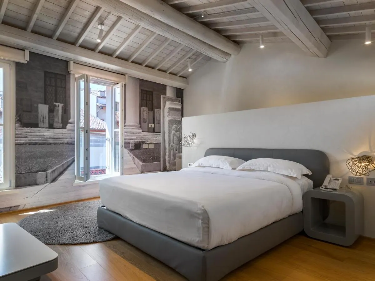 Lords Of Verona Luxury Apartments