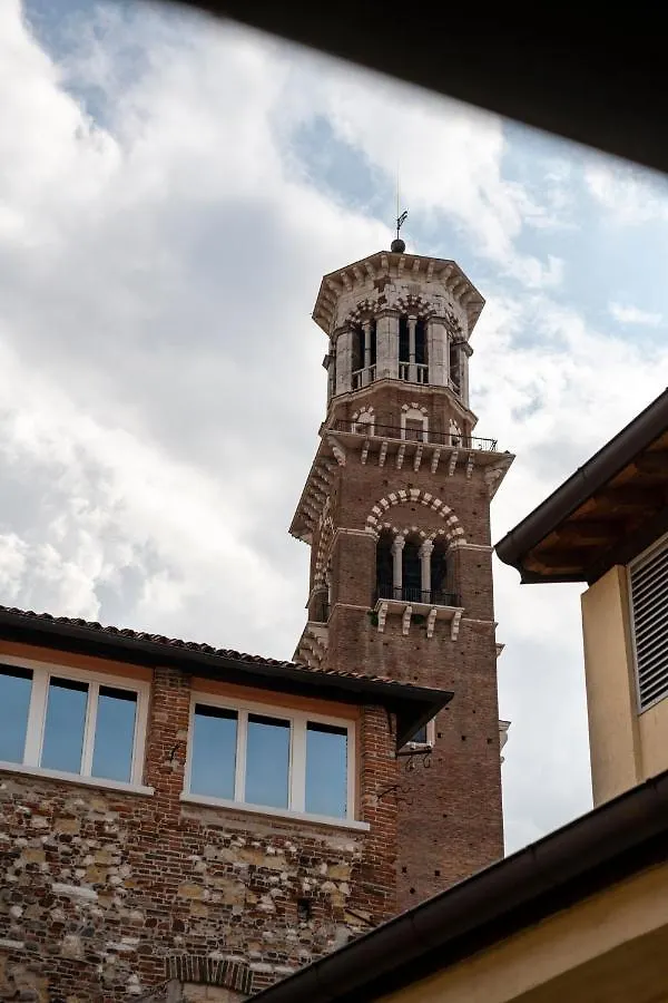 Lords Of Verona Luxury Apartments Italia