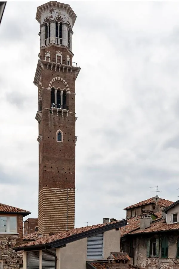 Lords Of Verona Luxury Apartments Italia