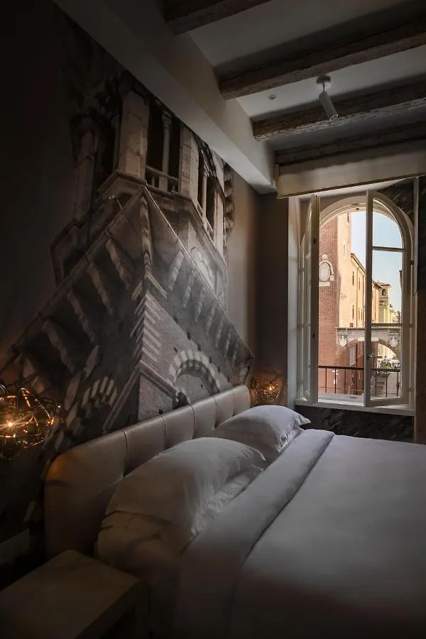 Lords Of Verona Luxury Apartments