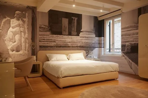 Lords Of Verona Luxury Apartments
