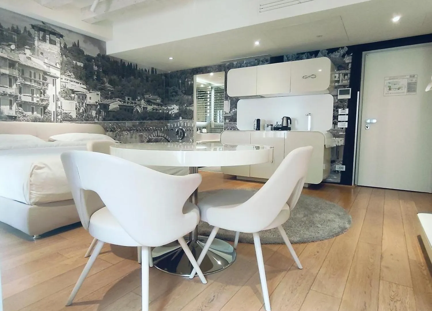 Lords Of Verona Luxury Apartments