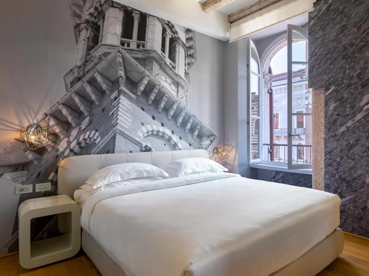 Lords Of Verona Luxury Apartments