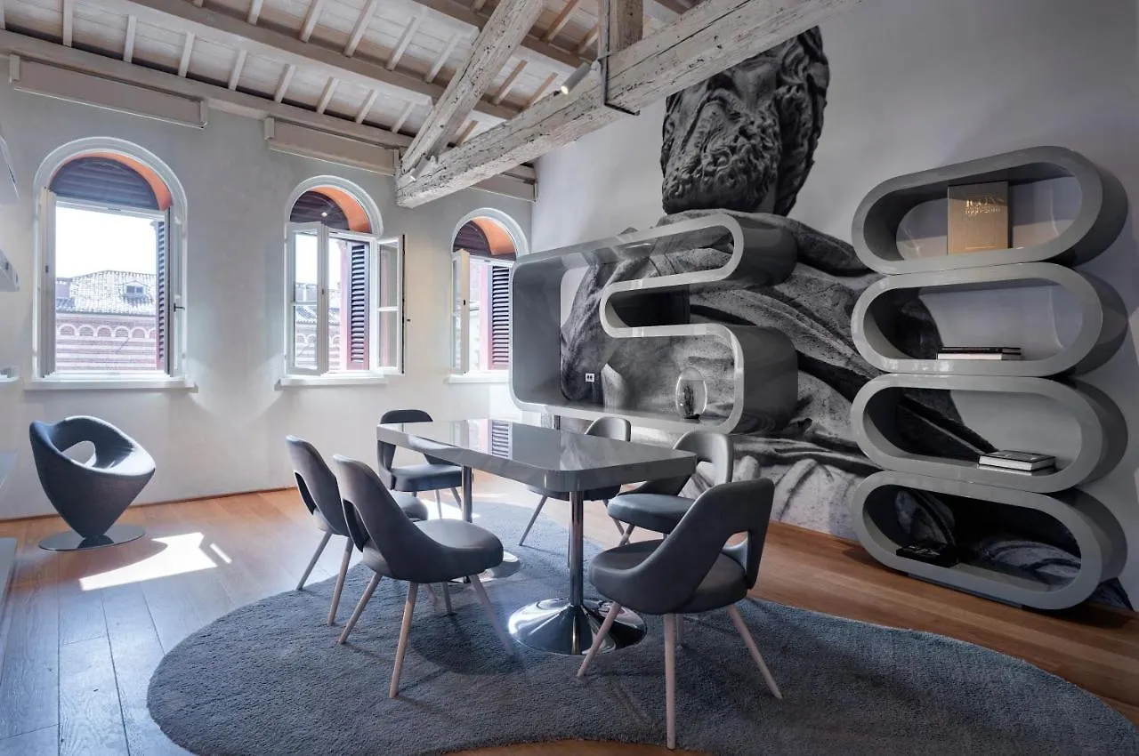 Lords Of Verona Luxury Apartments
